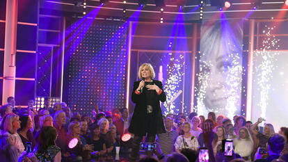 Mary Roos auf der Bühne der „Schlager-Überraschung zum Abschied“. 