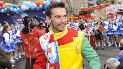 Florian Silbereisen ging im Jahr 2015 als eine Art Harlekin verkleidet zum Kölner Karneval. 2020 kostümierte er sich als Batman. 