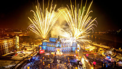 In der Semperoper in Dreden wird der SemperOpernball 2020 gefeiert. 