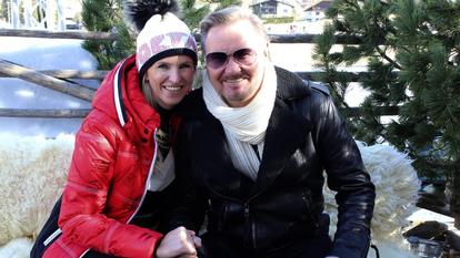 Nik P. mit seiner Freundin Karin. 