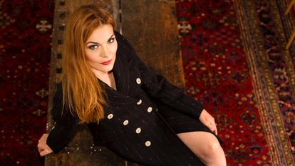 Chantal Dorn hat ihr Album "Feuerfest" veröffentlicht.