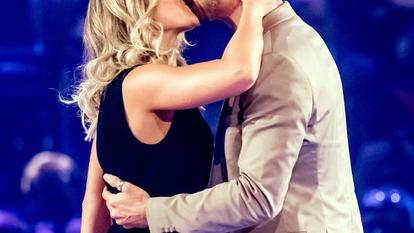 Helene Fischer und Florian Silbereisen: Kuss beim "Schlagercountdown".