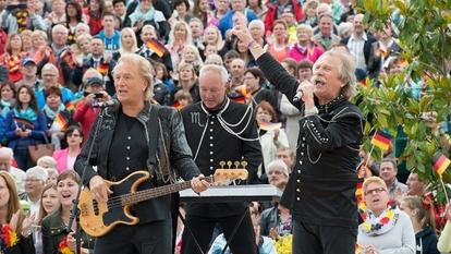 Höhner WM-Song Steh auf mach laut Fanmeile Berlin Finale