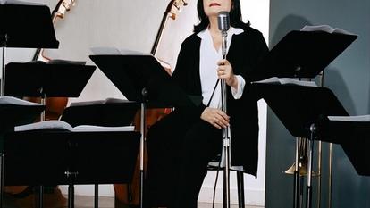 Nana Mouskouri