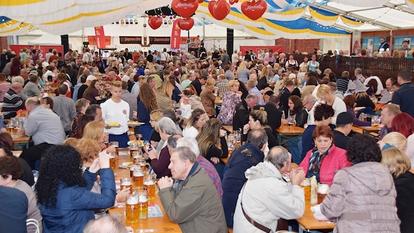 Oktoberfest in Berlin: Ein Bild von der radio B2 SchlagerParty XXL im vergangenen Jahr.