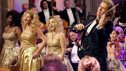 André Rieu präsentiert auch 2017 sein festliches Weihnachtskonzert im TV.