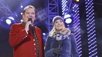 Arnulf Prasch und Stefanie Hertel führen am Samstag durch das „Wenn die Musi spielt – Winter Open Air“.