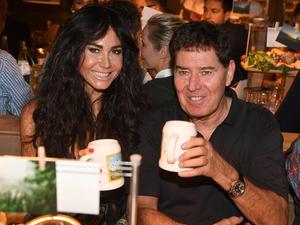 Schlager-Produzent Jack White und seine Frau Rafaella erwarten Nachwuchs.