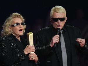 Bewegend war auch der Auftritt von Heino. Mit dabei war natürlich seine Hannelore.