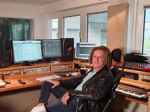 Mike Rötgens in seinem Kölner Studio in Nippes.