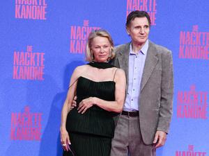  Liam Neeson und Pamela Anderson 