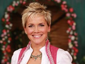 Inka Bause Frisur Und Styling Sind Ihr Markenzeichen