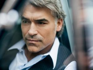 Björn Landberg wird auch der „George Clooney des Schlagers“ genannt. Nicht ohne Grund.