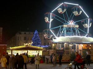 Der RBB macht am Freitag eine zauberhafte Schlagerreise durch das weihnachtliche Berlin und Brandenburg.