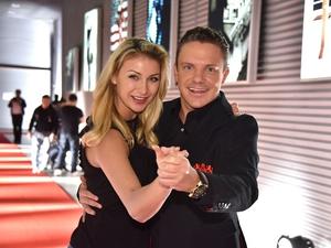 Anna-Carina Woitschack und Stefan Mross bezaubern die Schlager-Welt.