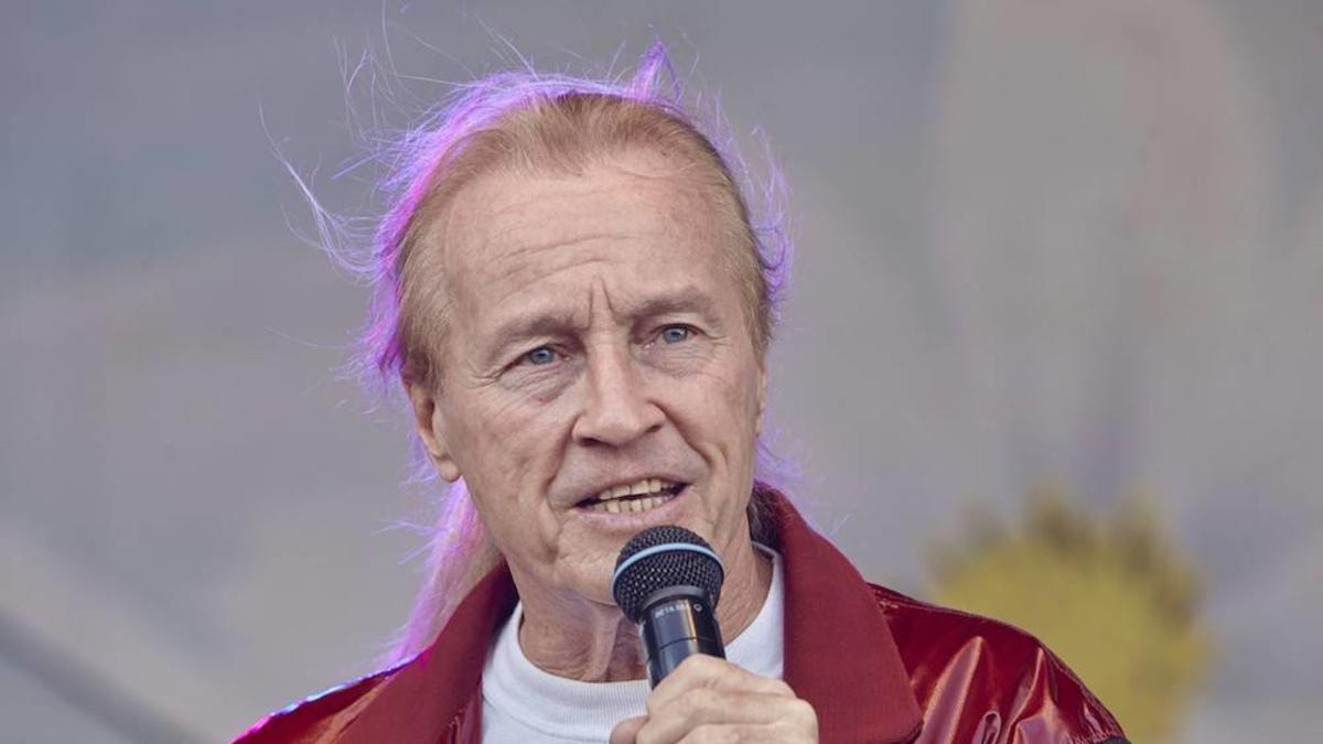 sanger und autor christian anders feiert geburtstag