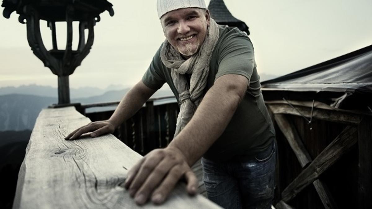 Negotovo Stojnica Kategorija Dj Otzi Kappe Communitygardenclubofcohasset Org Dj's birth flower is carnation and birthstone is. negotovo stojnica kategorija dj otzi kappe