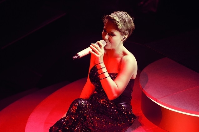 Schlagersängerin Michelle Lieder Songs