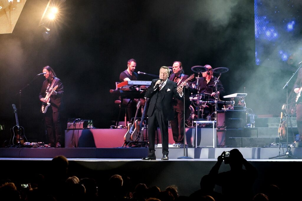 Roland Kaiser: "Auf den Kopf gestellt"-Tournee 2017