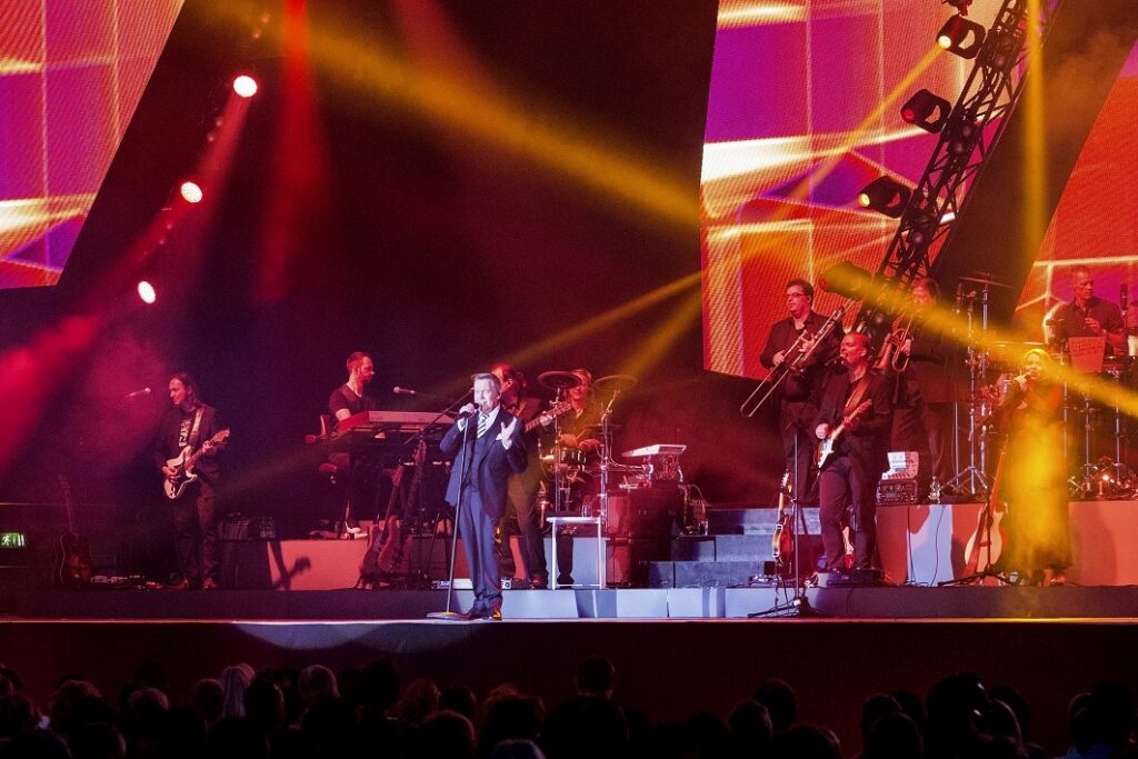 Roland Kaiser: "Auf den Kopf gestellt"-Tournee 2017