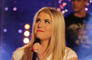 Beatrice Eglis neues Album “Wohlfühlgarantie” erscheint einen Monat später.
