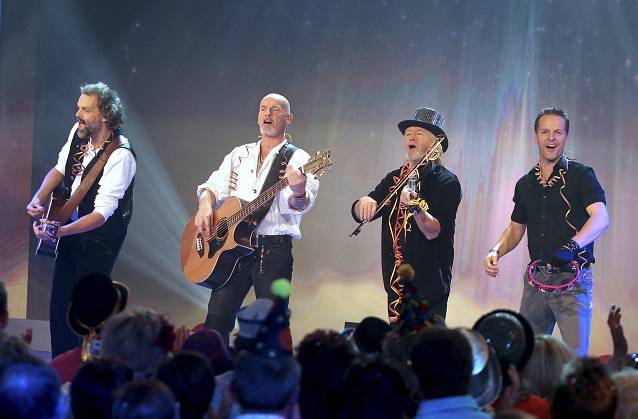 “Das große MDR-Osterfeuer” zeigt der Sender heute Abend mit Santiano.
