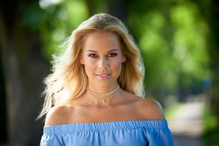 Linda Fäh veröffentlicht am 27. April 2018 ihr neues Album “Herzschlag”.