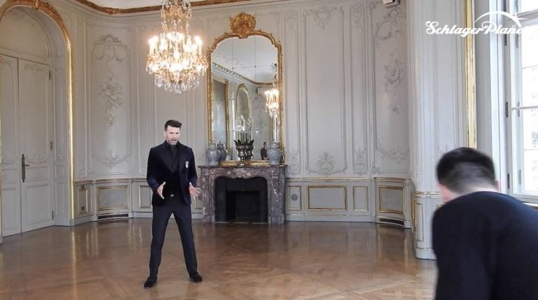 Jay Khan im Schlosshotel Grunewald.