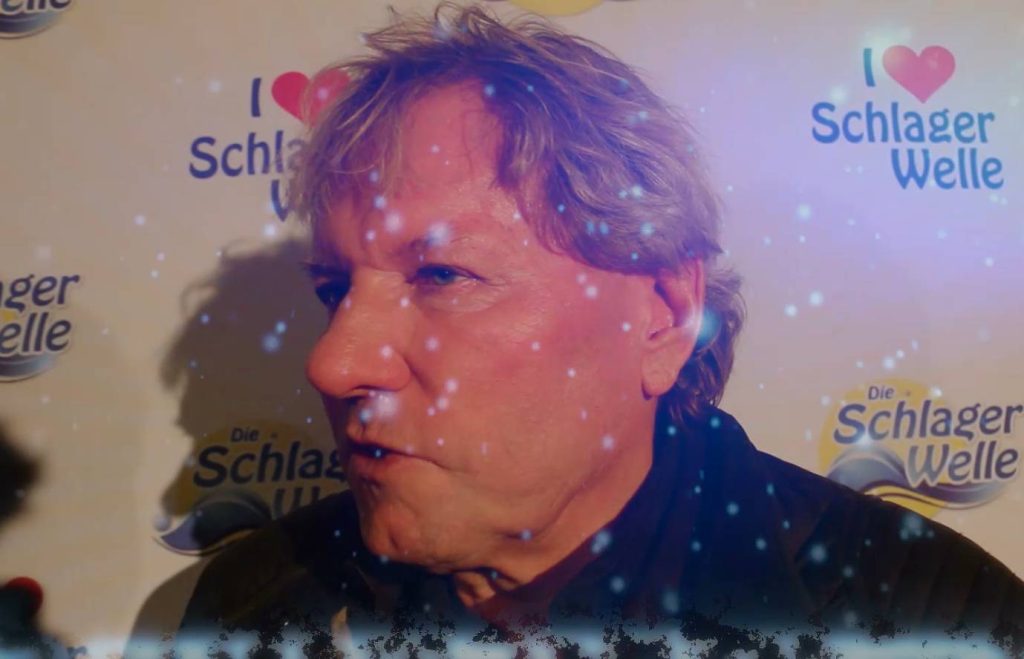 Wie feiert Bernhard Brink Weihnachten und Silvester?