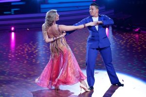 Kerstin Ott konnte bei “Let’s Dance” mit ihrem langsamen Walzer durchaus überzeugen.