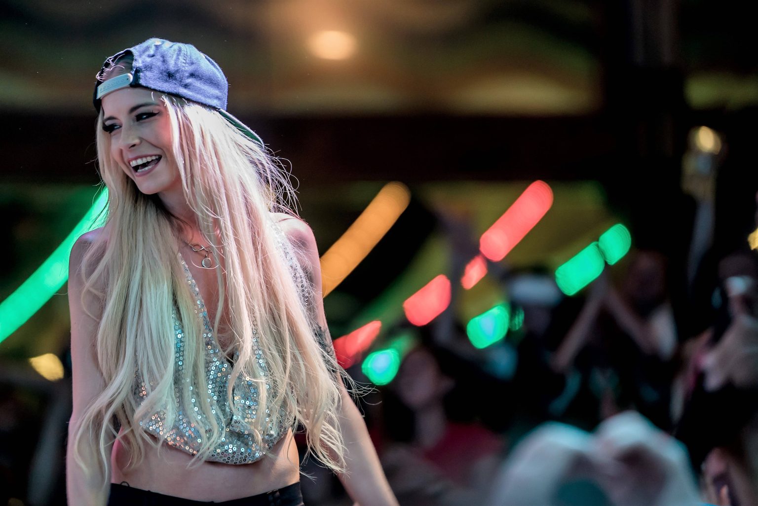 Heißes Pool-Video: Hier zeigt Sängerin Mia Julia fast alles