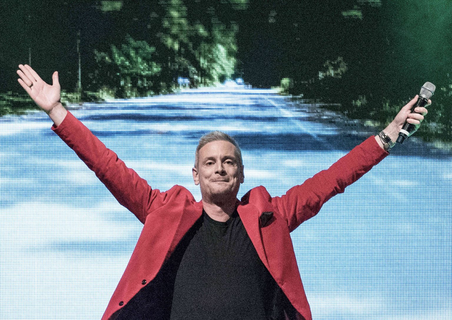 Wird Sascha bei Promi Big Brother pikante Details von Helene Fischer ausplaudern?