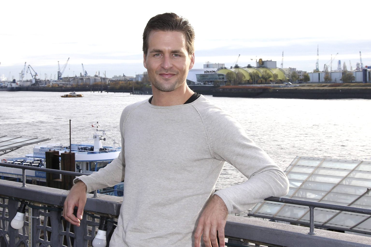 Alexander Klaws in tiefer Trauer