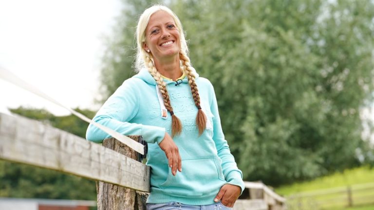 „Bauer sucht Frau“-Star Denise zeigt erstes gemeinsames Bild mit ihrem Sohn