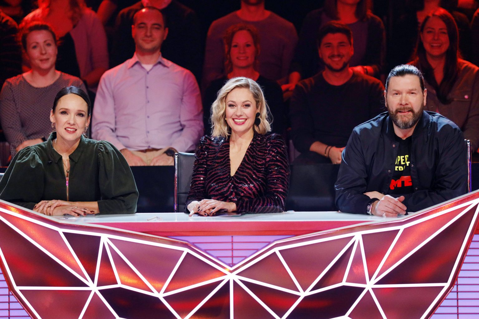 „The Masked Singer“ 2021: Wer steckt in dem süßen Teddy-Kostüm?