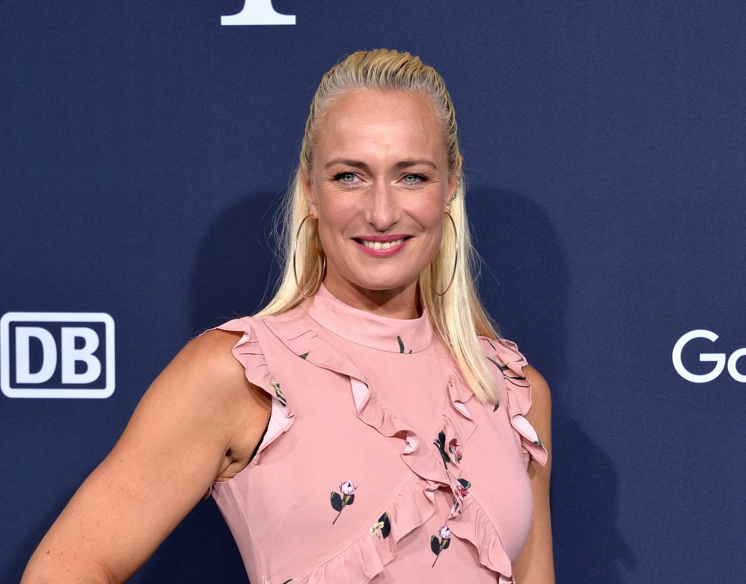 GZSZ-Maren: Eva Mona Rodekirchen zeigt sich ihren Fans im knappen Bikini