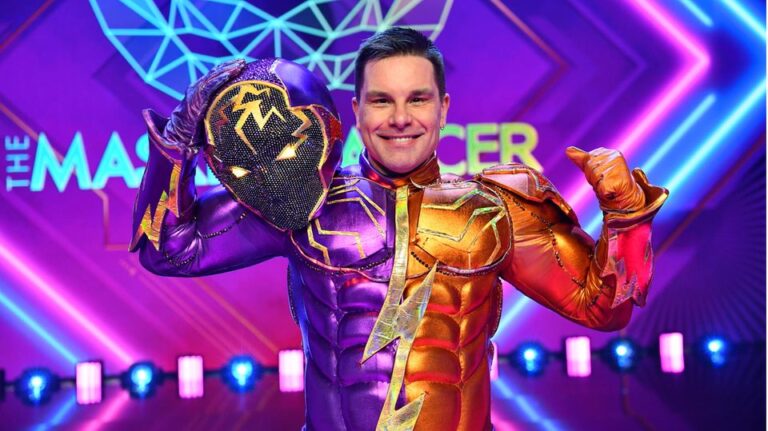 „The Masked Dancer“: Eloy de Jong als Superheld entlarvt