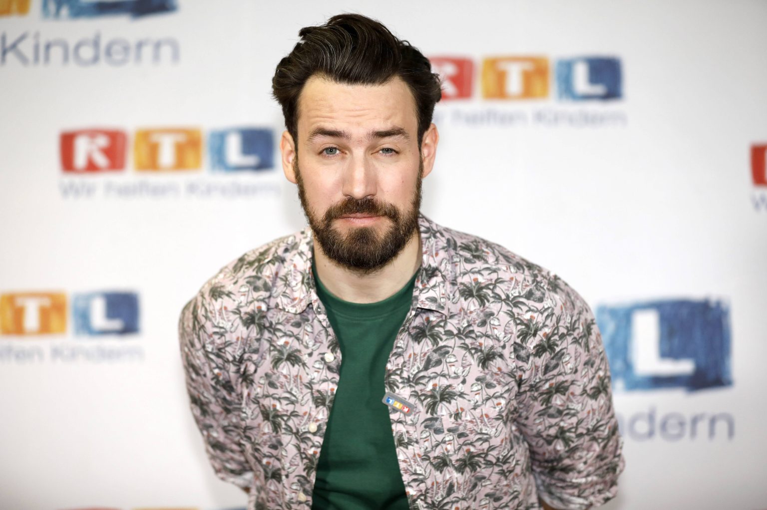 Sorge um Jan Köppen: Dschungelcamp-Moderator schockt Fans mit mysteriösem Krankenhaus-Foto