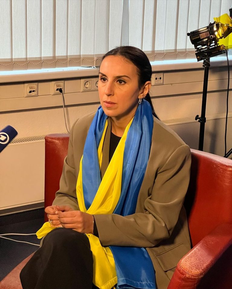 ESC-Siegerin: Sie flüchtet mit ihren Kindern aus der Ukraine!