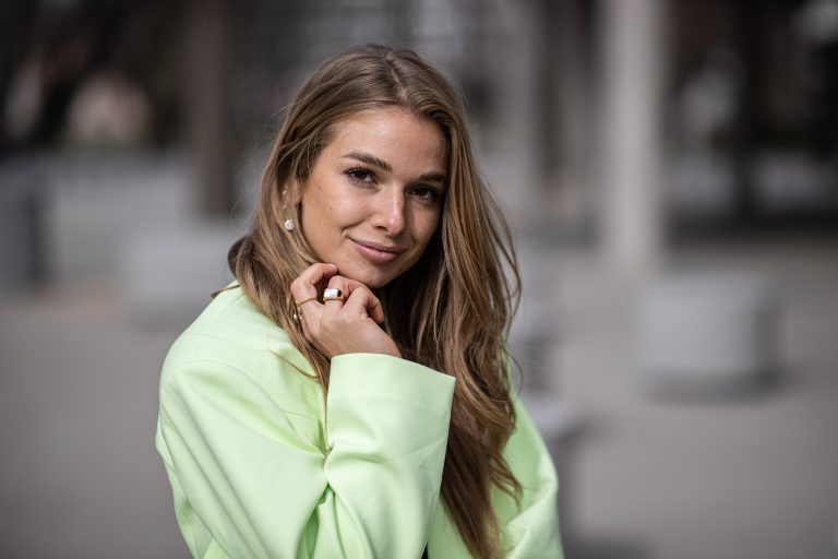 “Ich habe auf jeden Fall Angst”: Lola Weippert macht Morddrohungen öffentlich