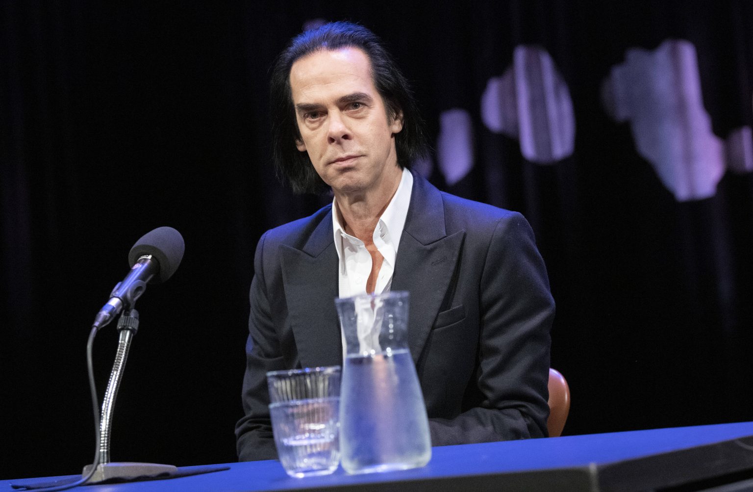 NICK CAVE: „Herzzerreißend!“ – Der Musiker trauert um seinen Sohn Jethro!
