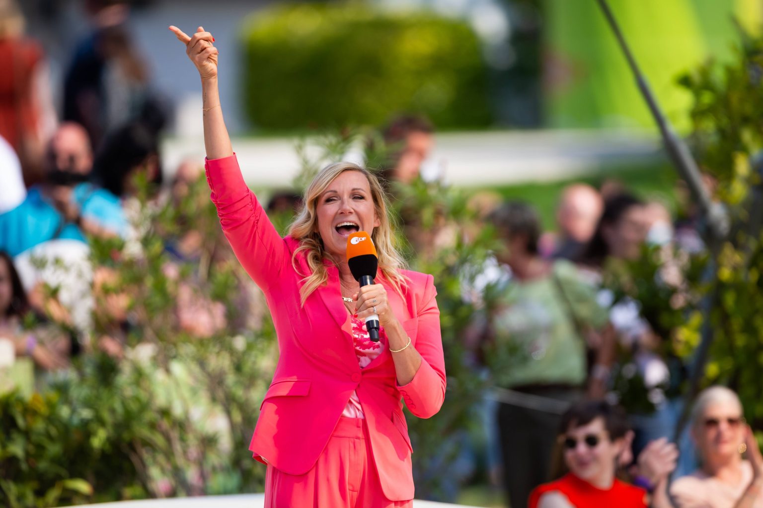 „ZDF-Fernsehgarten“: So viel verdient Andrea Kiewel für eine Ausgabe