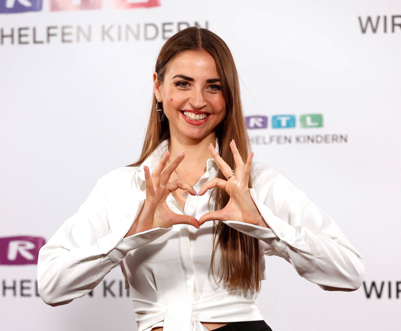 Es ist offiziell: Ekaterina Leonova zeigt sich mit neuem Partner