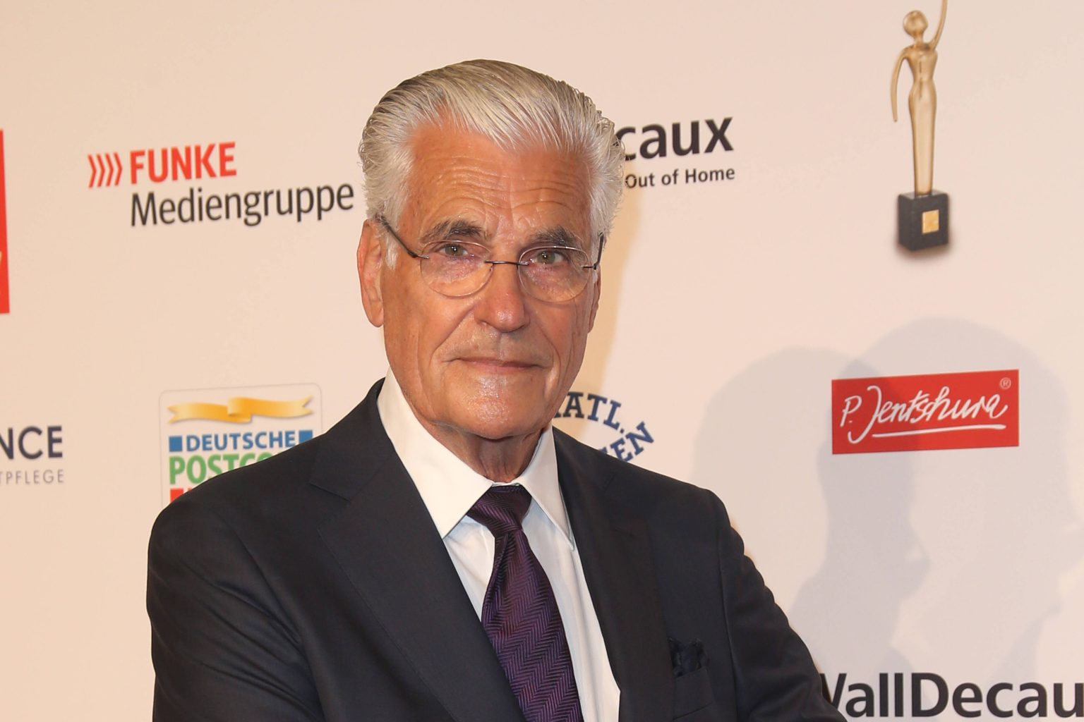 Sky du Mont stellt die neue Frau an seiner Seite vor – Sie ist 29 Jahre jünger