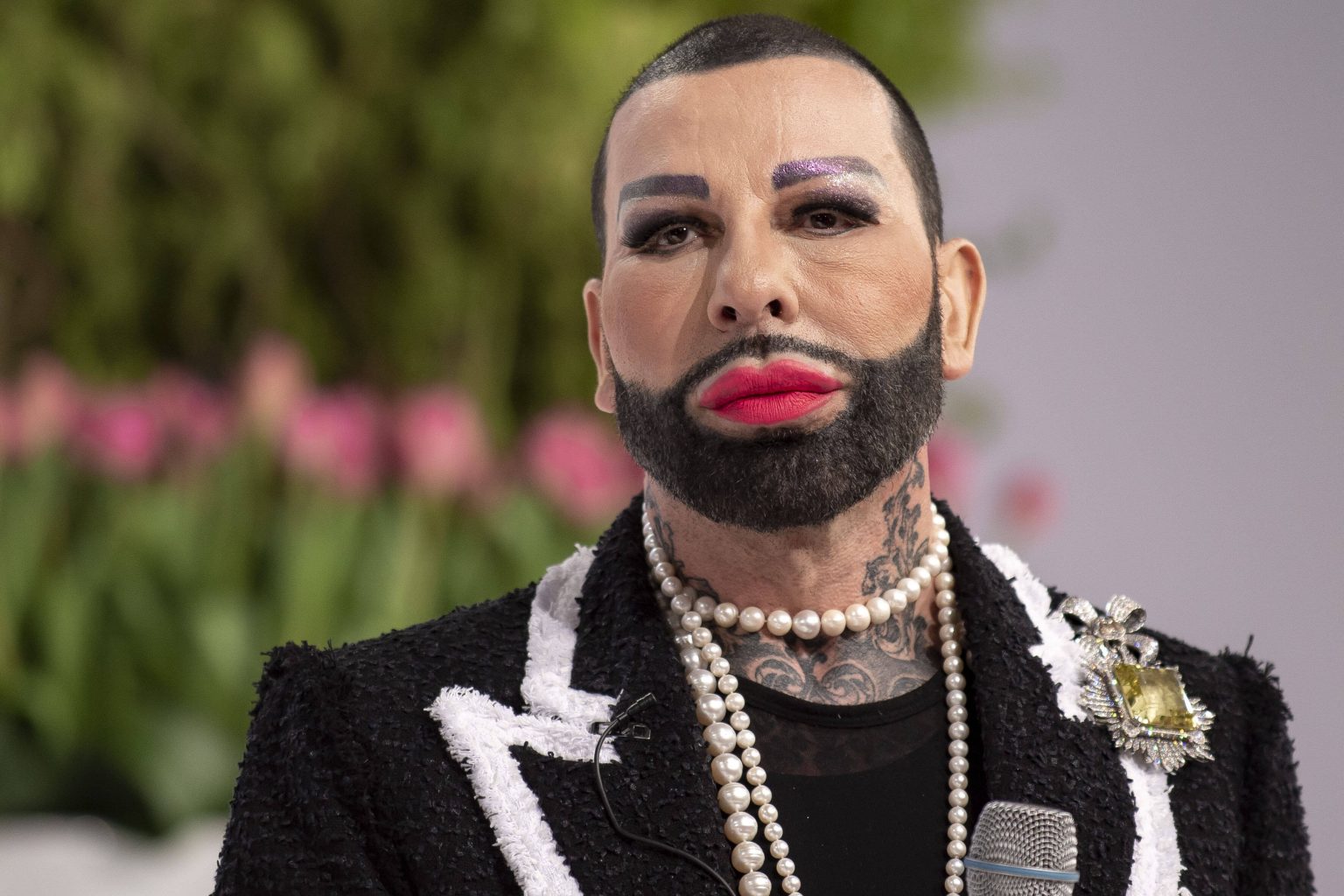 Harald Glööckler: Darum bricht er während einer Beauty-OP in Tränen aus