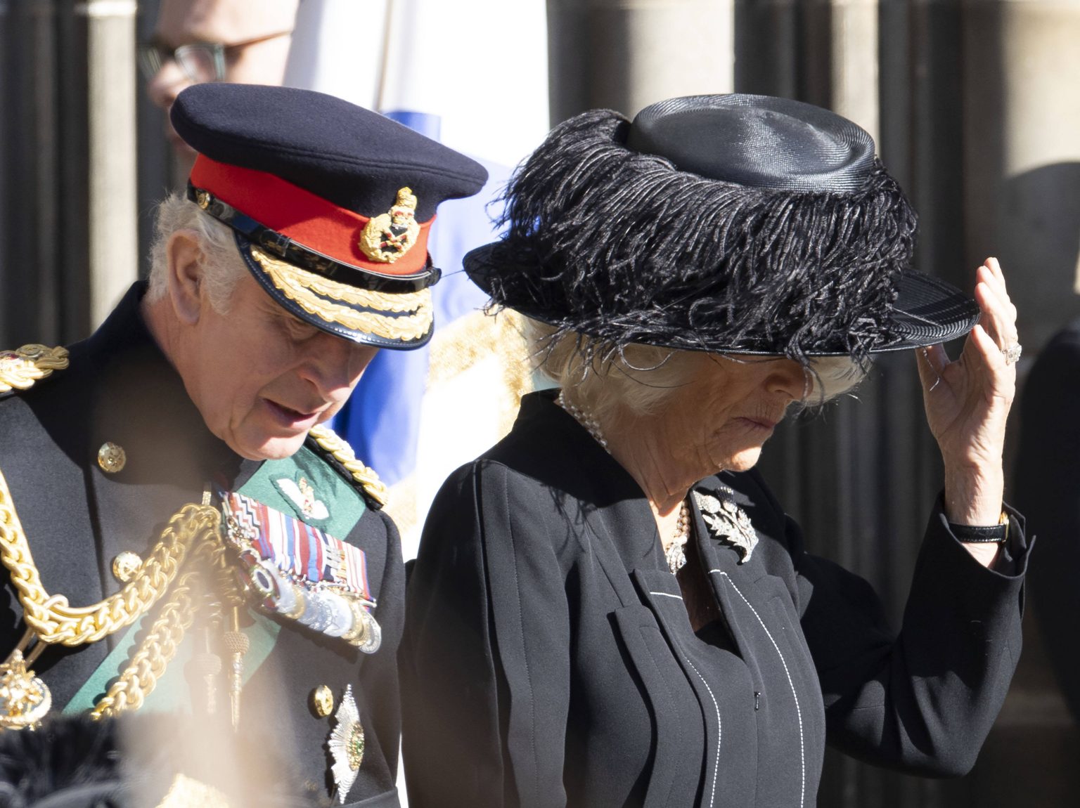 Queen Elizabeth II.: „Tränen rinnen übers Gesicht“ – Charles legte Abschiedsbrief auf den Sarg