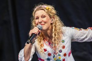 Unglaublich! Diese Sängerin schubst Helene Fischer vom Thron