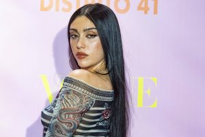 Ganz die Mama: Madonnas Tochter zieht im Musikvideo blank