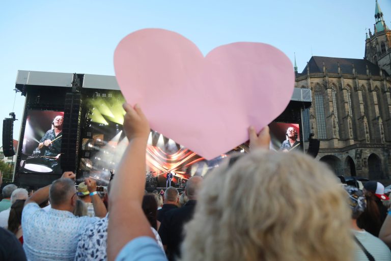 Frühjahrs-Party 2025: Großes Schlager-Event mit DSDS-Stars angekündigt