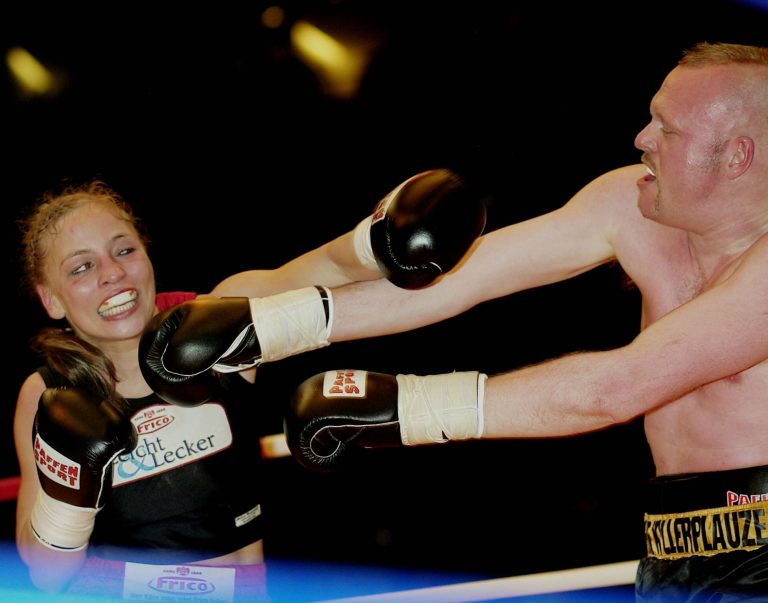Regina Halmich enthüllt Einzelheiten über Vereinbarung für Boxkampf gegen Stefan Raab